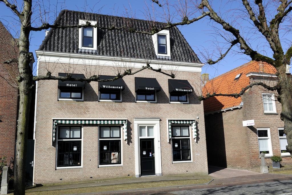 Orange Rembrandt Studio Apartments Willemstad Esterno foto