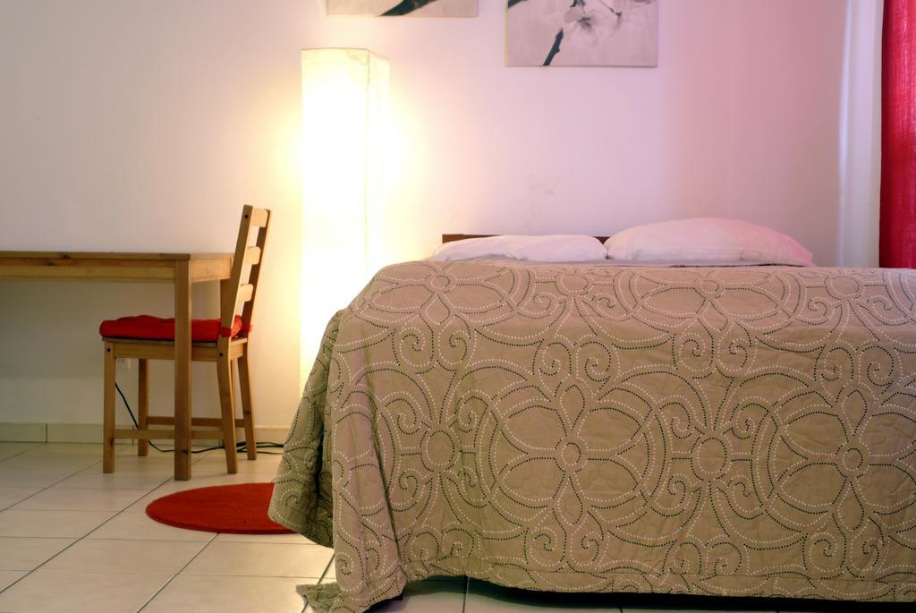 Orange Rembrandt Studio Apartments Willemstad Esterno foto